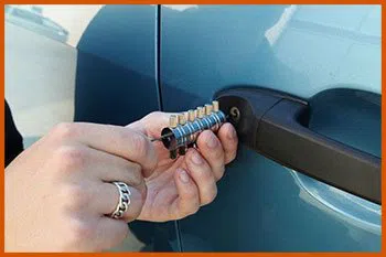 Bloomfield Hills MI Locksmith Store Bloomfield Hills, MI 248-779-9134 Bloomfield Hills MI Locksmith Store Bloomfield Hills, MI 248-779-9134 - 20-car-lock-smith