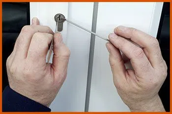 Bloomfield Hills MI Locksmith Store Bloomfield Hills, MI 248-779-9134 Bloomfield Hills MI Locksmith Store Bloomfield Hills, MI 248-779-9134 - 3-nearest-locksmith